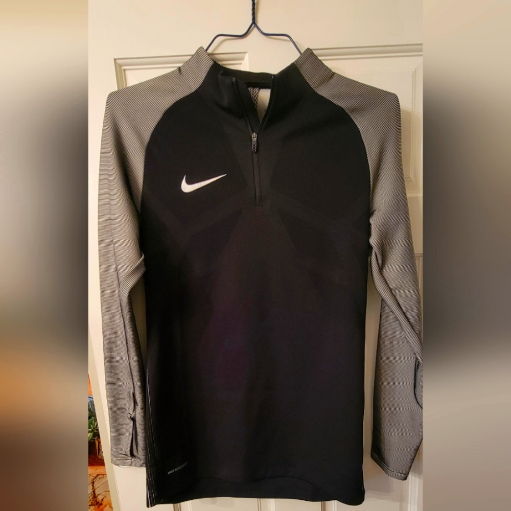 Sport top..new without tag